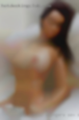 Chubby public swingers sex stories from Mountainburg Arkansas.